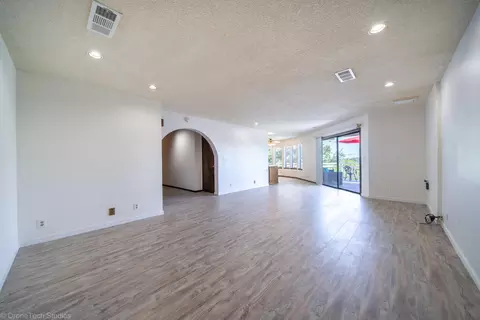 459 Woodcliff Dr, Redding, CA 96003 photo 14