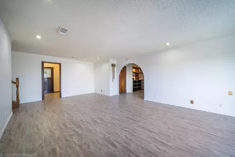 459 Woodcliff Dr, Redding, CA 96003 photo 12