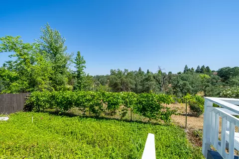 459 Woodcliff Dr, Redding, CA 96003 photo 68