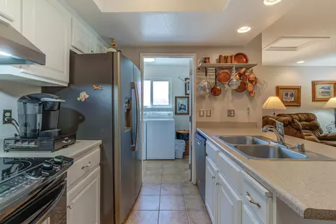 236 Tourmaline Way, Redding, CA 96003 photo 7