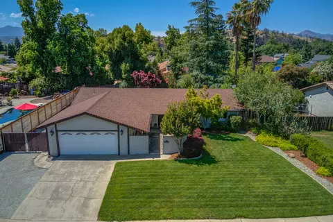 236 Tourmaline Way, Redding, CA 96003 photo 1