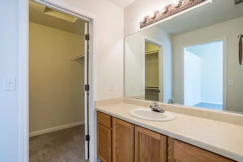 3527 Adams Ln, Redding, CA 96002 photo 10