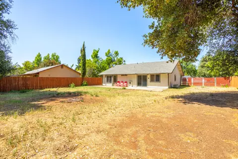 3527 Adams Ln, Redding, CA 96002 photo 18