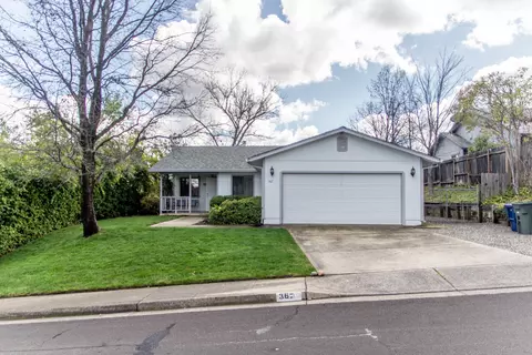367 Springer Dr, Redding, CA 96003 photo 2