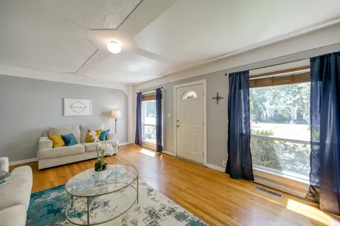 2331 California St, Redding, CA 96001 photo 3