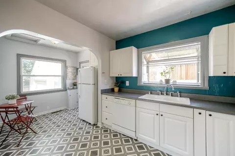 2331 California St, Redding, CA 96001 photo 14