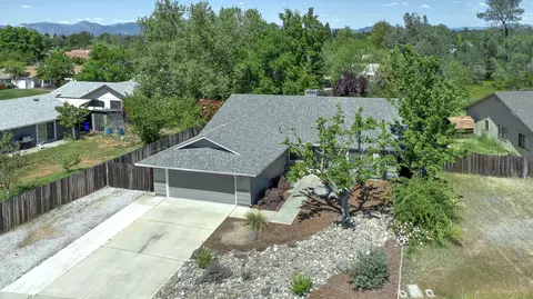 2334 Candlewood Dr, Redding, CA 96003 photo 42