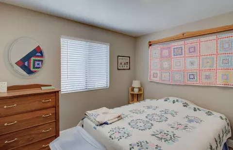 2334 Candlewood Dr, Redding, CA 96003 photo 22