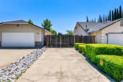 3177 Howard Dr, Redding, CA 96001 photo 3