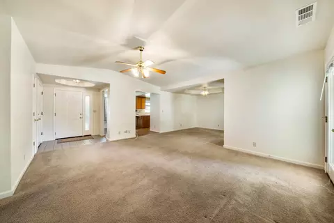 3177 Howard Dr, Redding, CA 96001 photo 8