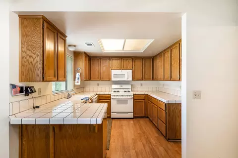 3177 Howard Dr, Redding, CA 96001 photo 5