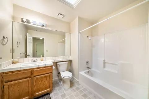 3177 Howard Dr, Redding, CA 96001 photo 11