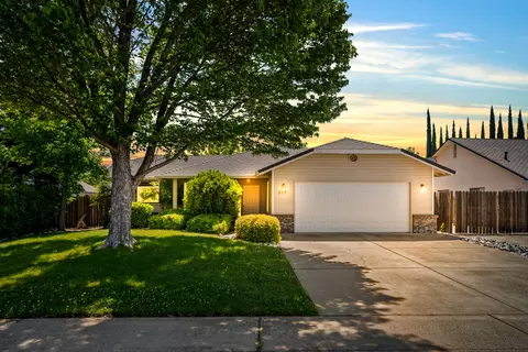 3177 Howard Dr, Redding, CA 96001 photo 1