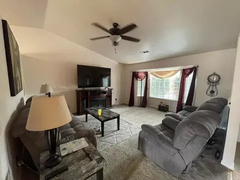 2854 Tropicana Ct, Redding, CA 96003 photo 3