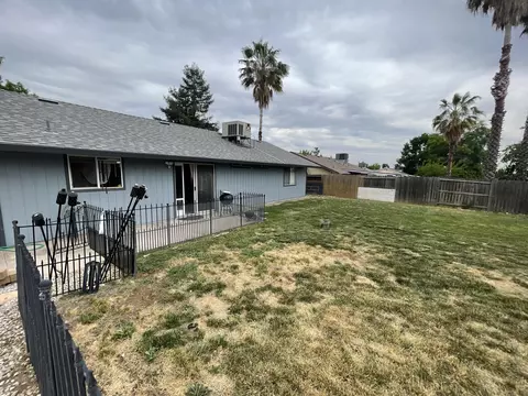 2854 Tropicana Ct, Redding, CA 96003 photo 19