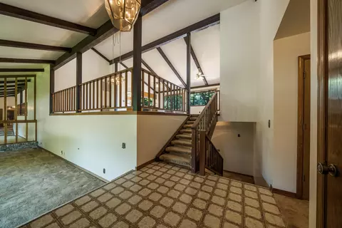 2552 Templeton Dr, Redding, CA 96002 photo 7