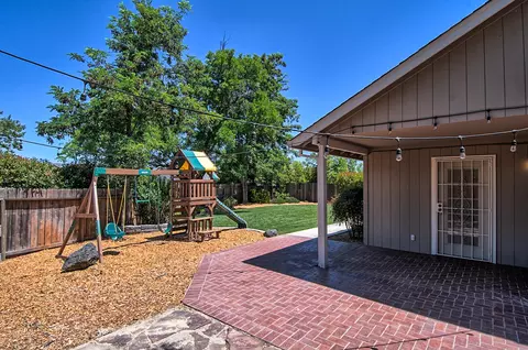 689 Springer Dr, Redding, CA 96003 photo 21