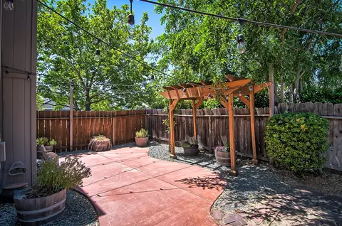 689 Springer Dr, Redding, CA 96003 photo 19