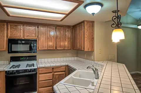 689 Springer Dr, Redding, CA 96003 photo 9