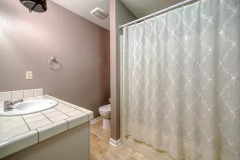 5824 Farm House Ln, Redding, CA 96001 photo 7