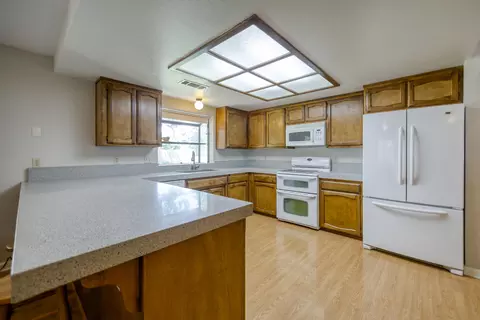 5824 Farm House Ln, Redding, CA 96001 photo 5