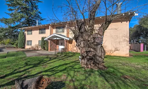 19914 Meadow View Dr, Redding, CA 96002 photo 4
