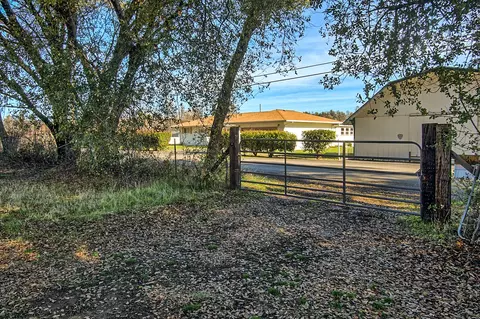 19914 Meadow View Dr, Redding, CA 96002 photo 40