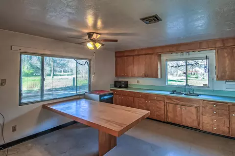 19914 Meadow View Dr, Redding, CA 96002 photo 14