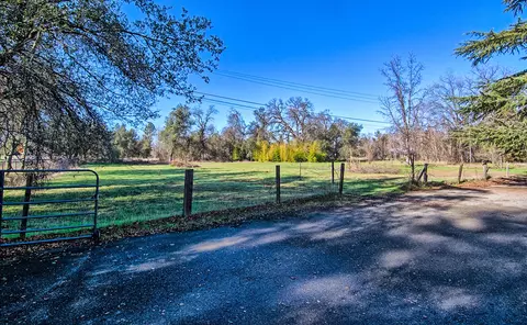 19914 Meadow View Dr, Redding, CA 96002 photo 7