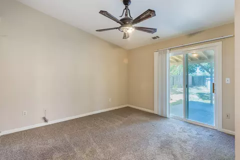 856 Mallard St, Redding, CA 96003 photo 8