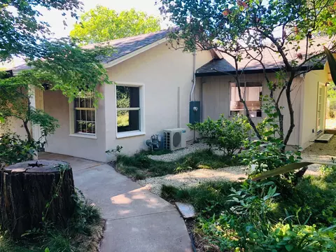 3174 Nicolet Ln, Redding, CA 96001 photo 2