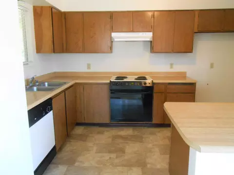 3809 Pegasus St, Redding, CA 96002 photo 4