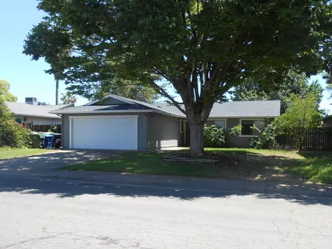 3809 Pegasus St, Redding, CA 96002 photo 1