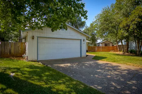 1722 Summerfield Ct, Redding, CA 96002 photo 47
