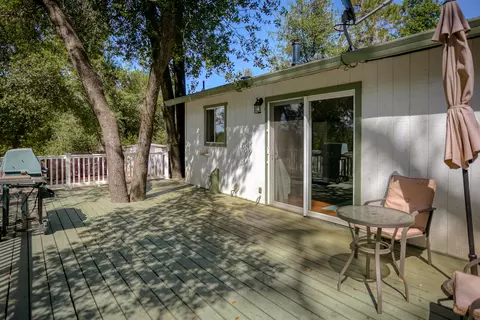 1722 Summerfield Ct, Redding, CA 96002 photo 14