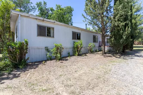 13884 Walter Ave, Redding, CA 96003 photo 2