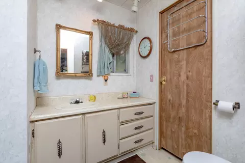 13884 Walter Ave, Redding, CA 96003 photo 17