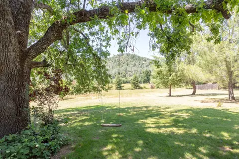 13884 Walter Ave, Redding, CA 96003 photo 29