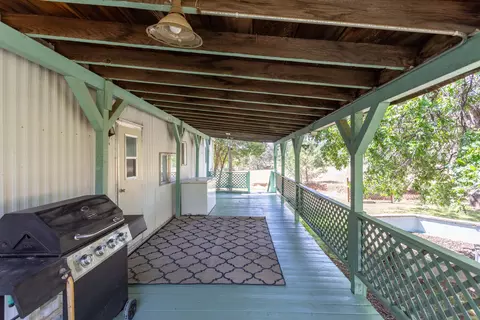 13884 Walter Ave, Redding, CA 96003 photo 24