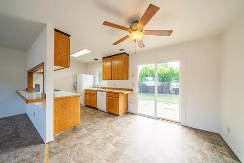950 Alder St, Red Bluff, CA 96080 photo 2