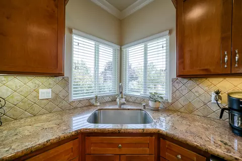 2391 Hope Ln, Redding, CA 96003 photo 14
