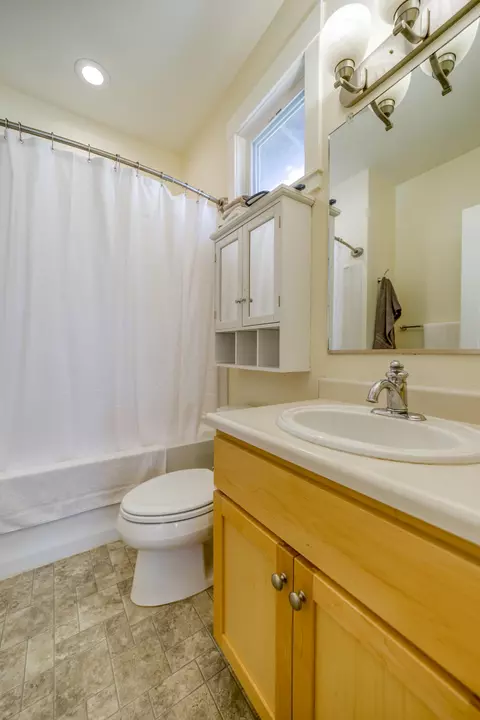 2883 Lanning Ave, Redding, CA 96001 photo 22