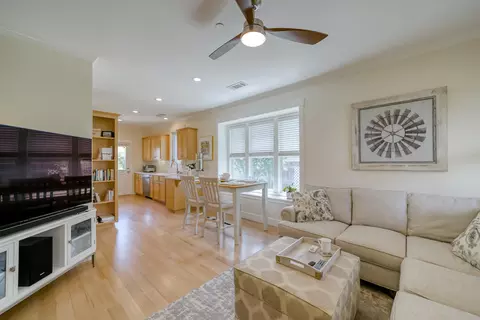 2883 Lanning Ave, Redding, CA 96001 photo 2
