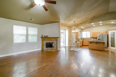 3391 Lawrence Rd, Redding, CA 96002 photo 9