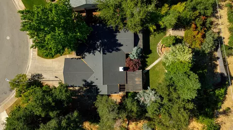 3391 Lawrence Rd, Redding, CA 96002 photo 6