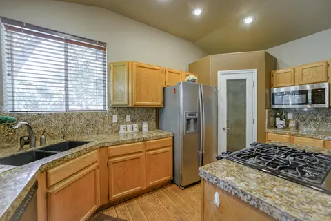 3391 Lawrence Rd, Redding, CA 96002 photo 21