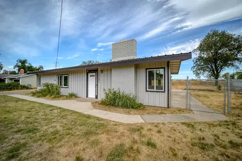 19081 Shadow Ln, Anderson, CA 96007 photo 1
