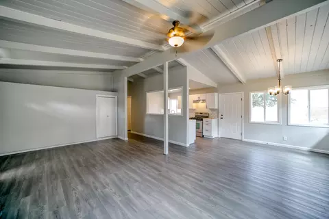 19081 Shadow Ln, Anderson, CA 96007 photo 4