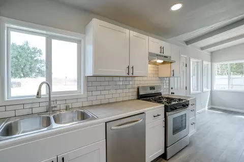 19081 Shadow Ln, Anderson, CA 96007 photo 11