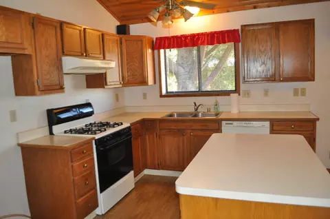 90 Azalea Dr, Trinity Center, CA 96091 photo 11